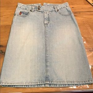 Mudd light washed denim skirt